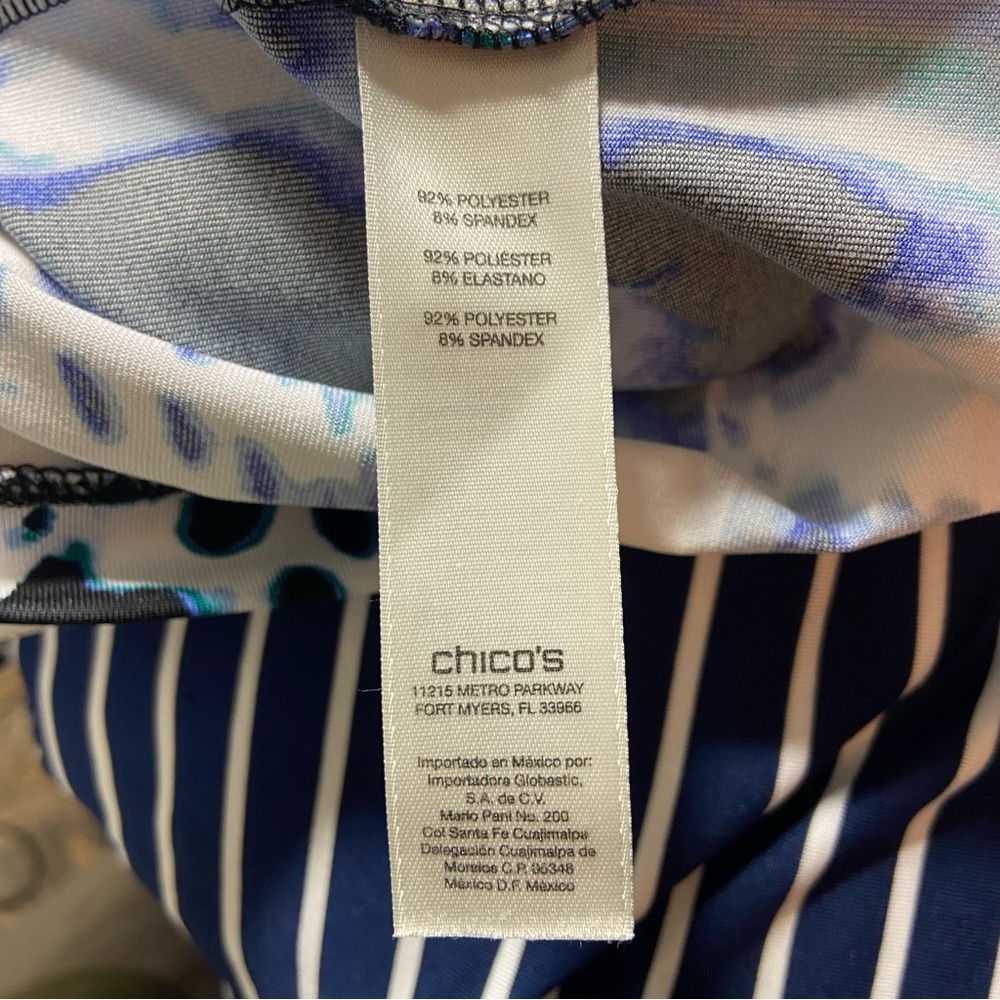 Chicos Sz 2 Zenergy Golf Abstract Polo Shirt Blue Women's Animal Print Blue - Picture 9 of 9